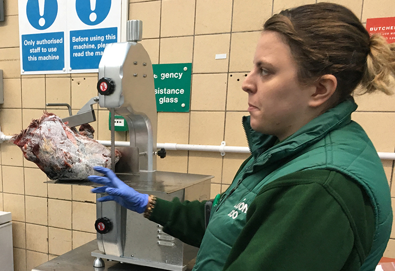 Heaton and Pantheon have a wild time at London Zoo