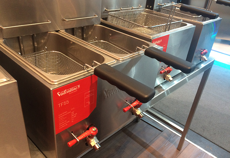 Commercial Fryers for Restaurant - Deep Industrial Fryers: Gas, Electric,  Countertop, Floor