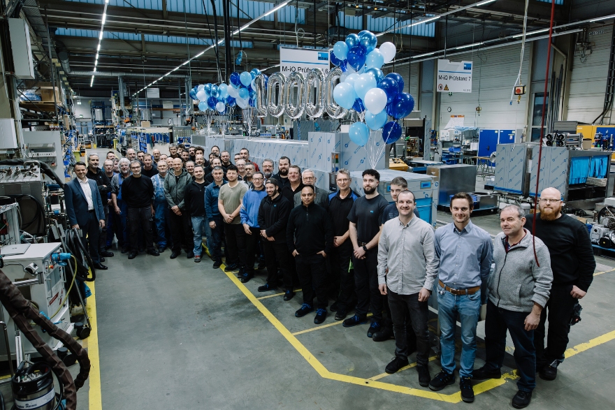 Meiko marks milestone as 10,000th M-iQ machine built